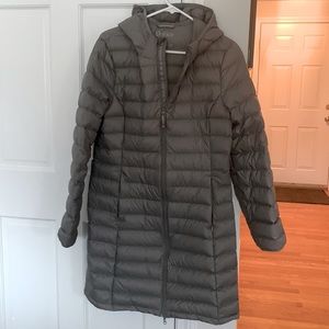 Quince Womens Large Long Puffer Jacket